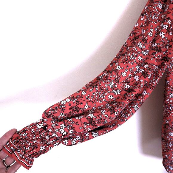 Max Studio Blouse Pink Floral Long Sleeve Boho Wrap with Smocked Accents Med - Picture 8 of 8